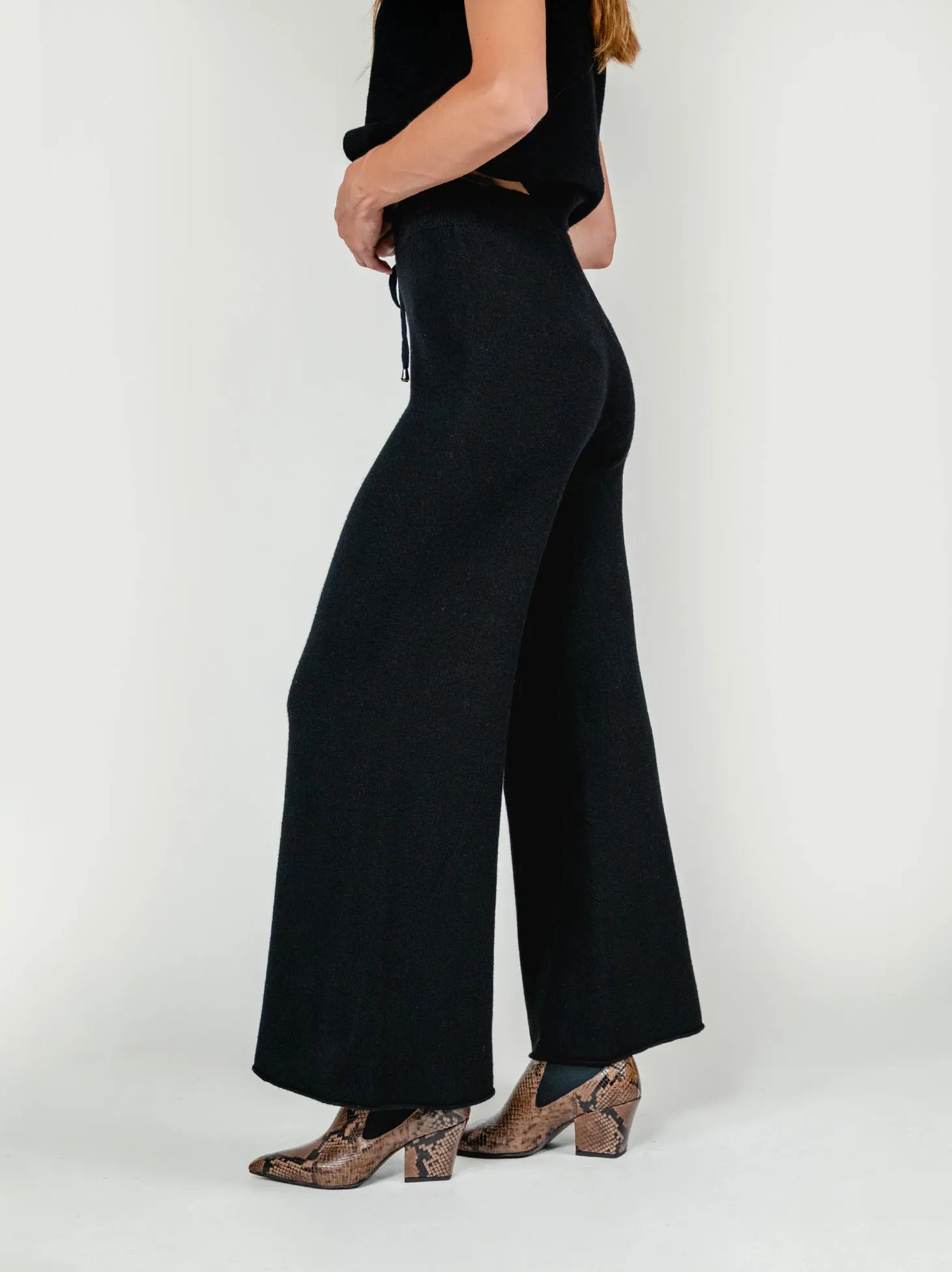 NINA PANTS | LICORICE