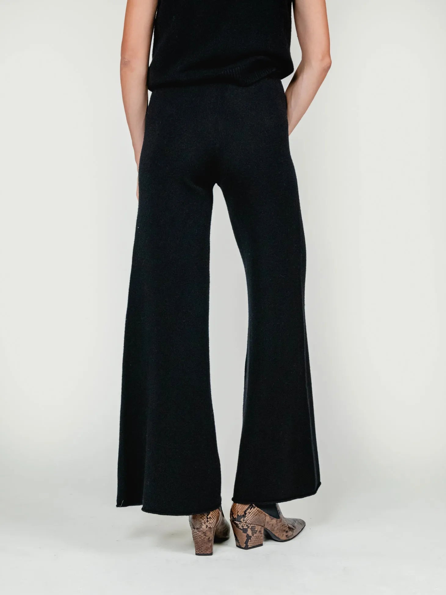 NINA PANTS | LICORICE