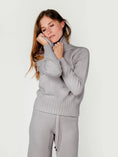 Load image into Gallery viewer, IWO TURTLENECK SWEATER | MOCHA