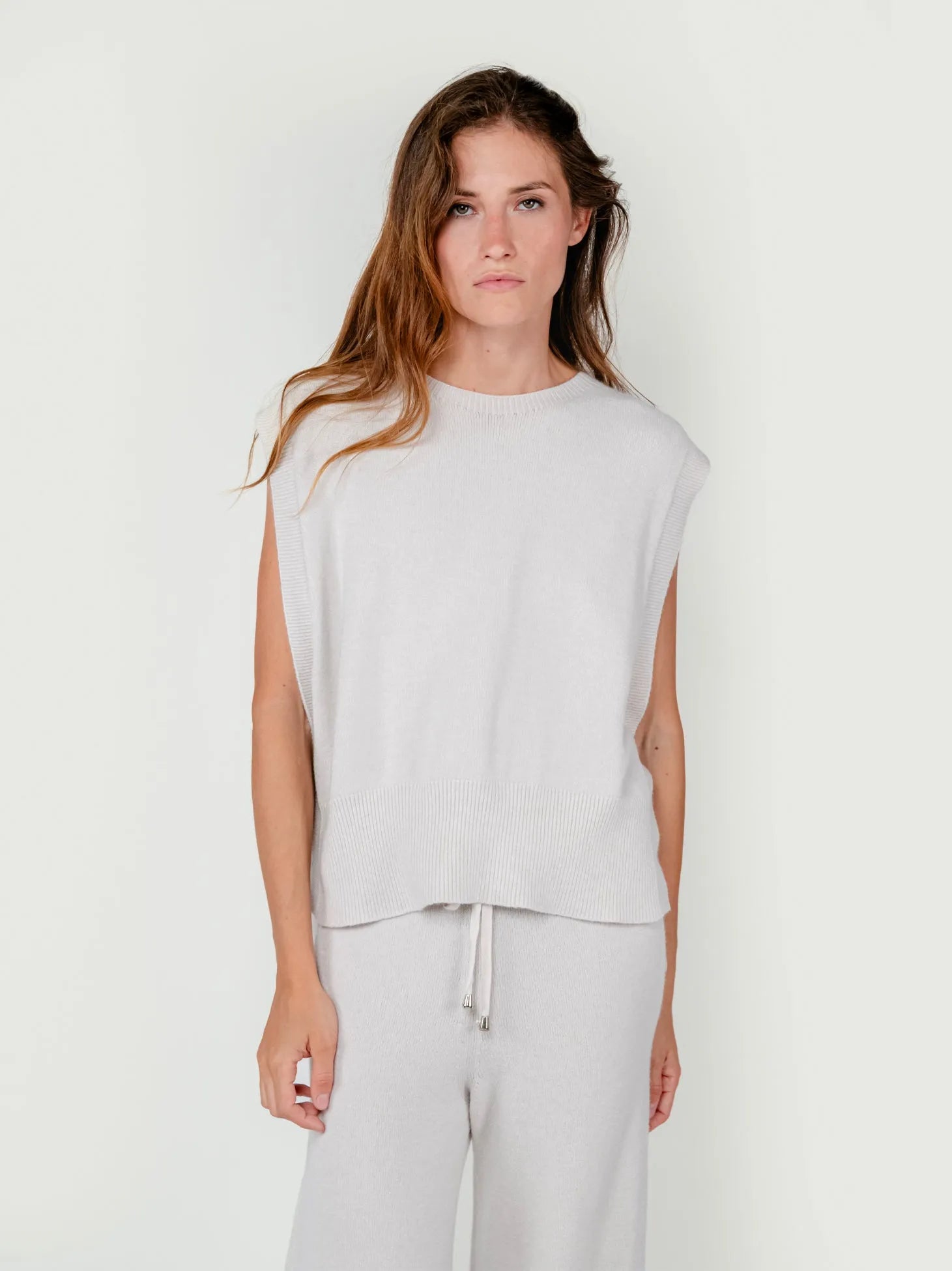 GIO VEST | CREAM