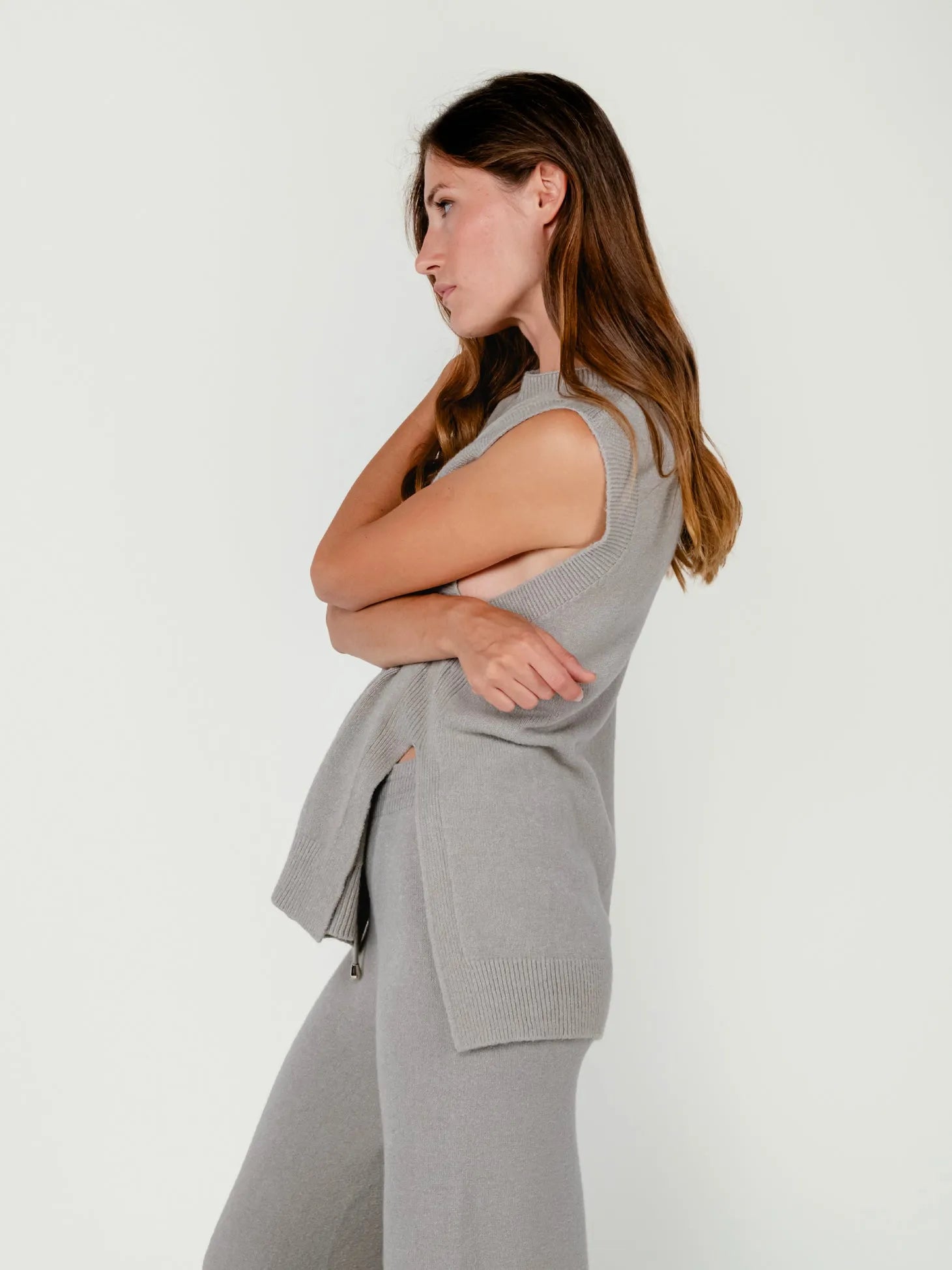 C-18 VEST| CAPPUCCINO