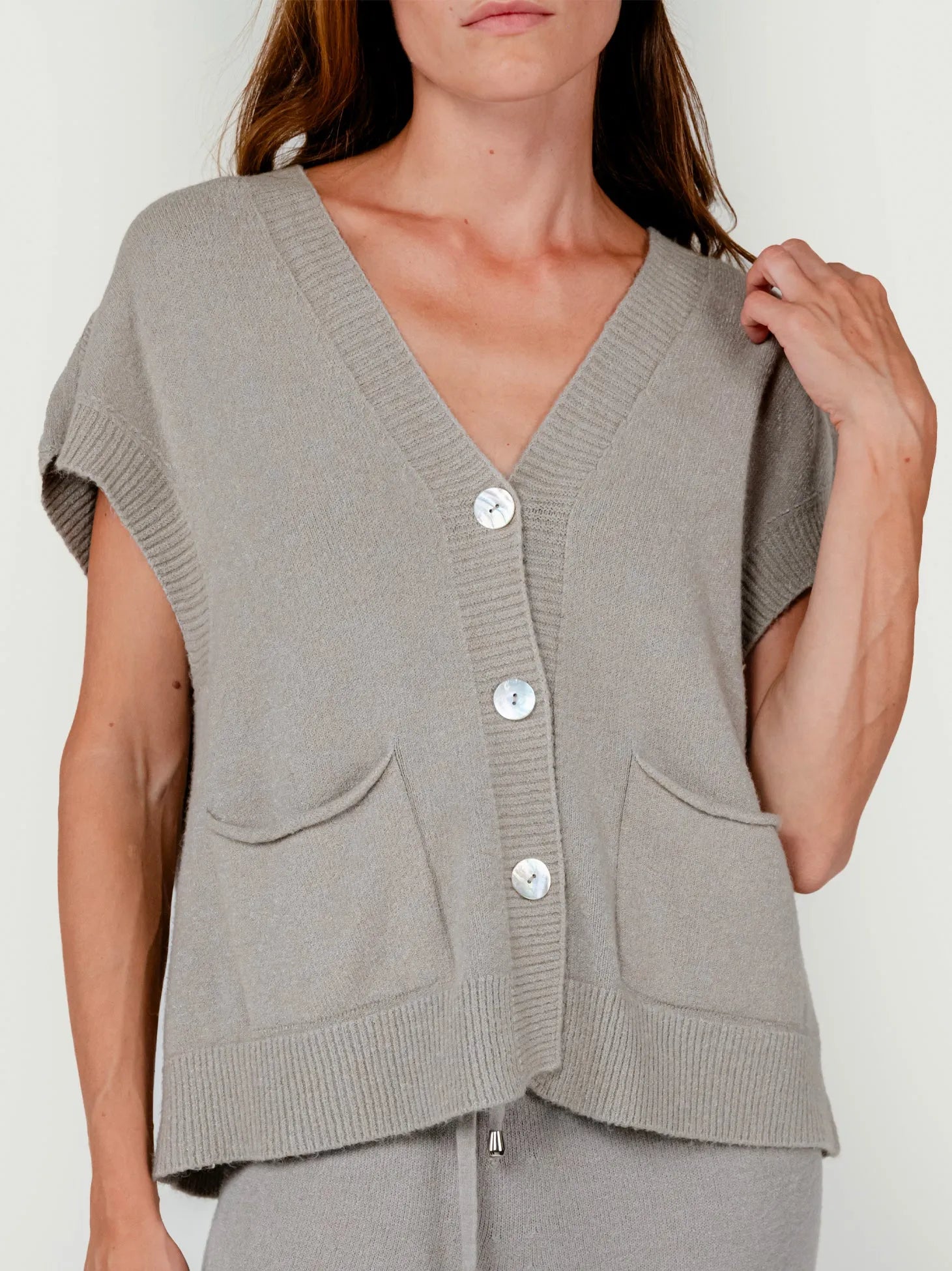 SBETS VEST | CAPPUCCINO