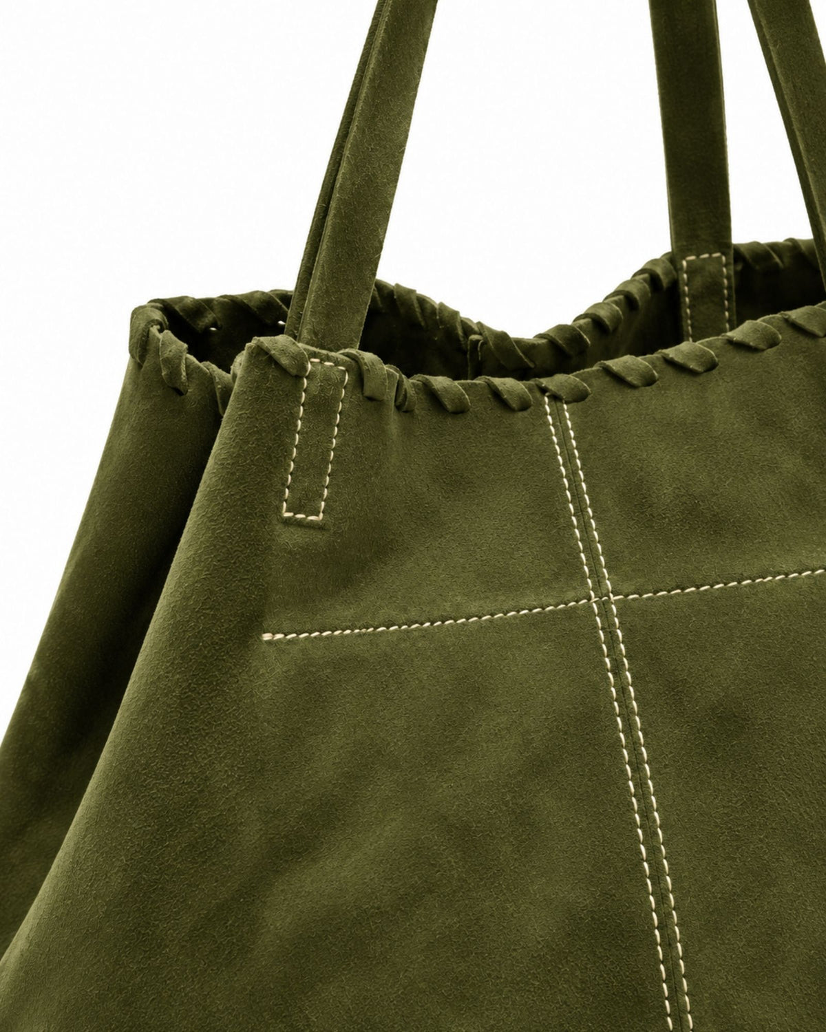 SOFTIE | MOSS - dettaglio bordo intrecciato e cuciture beige a contrasto