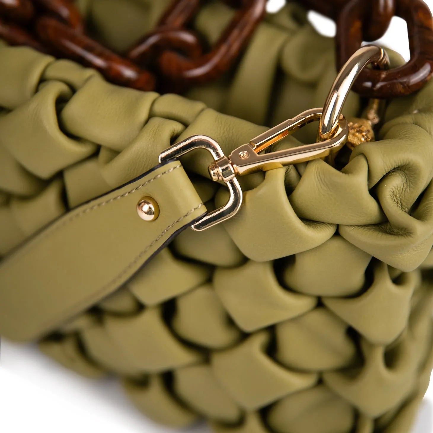 CURLY | GREEN PISTACHES