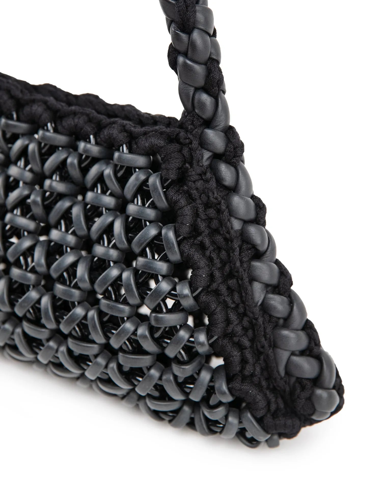 BIG CRUSH | TOTAL BLACK