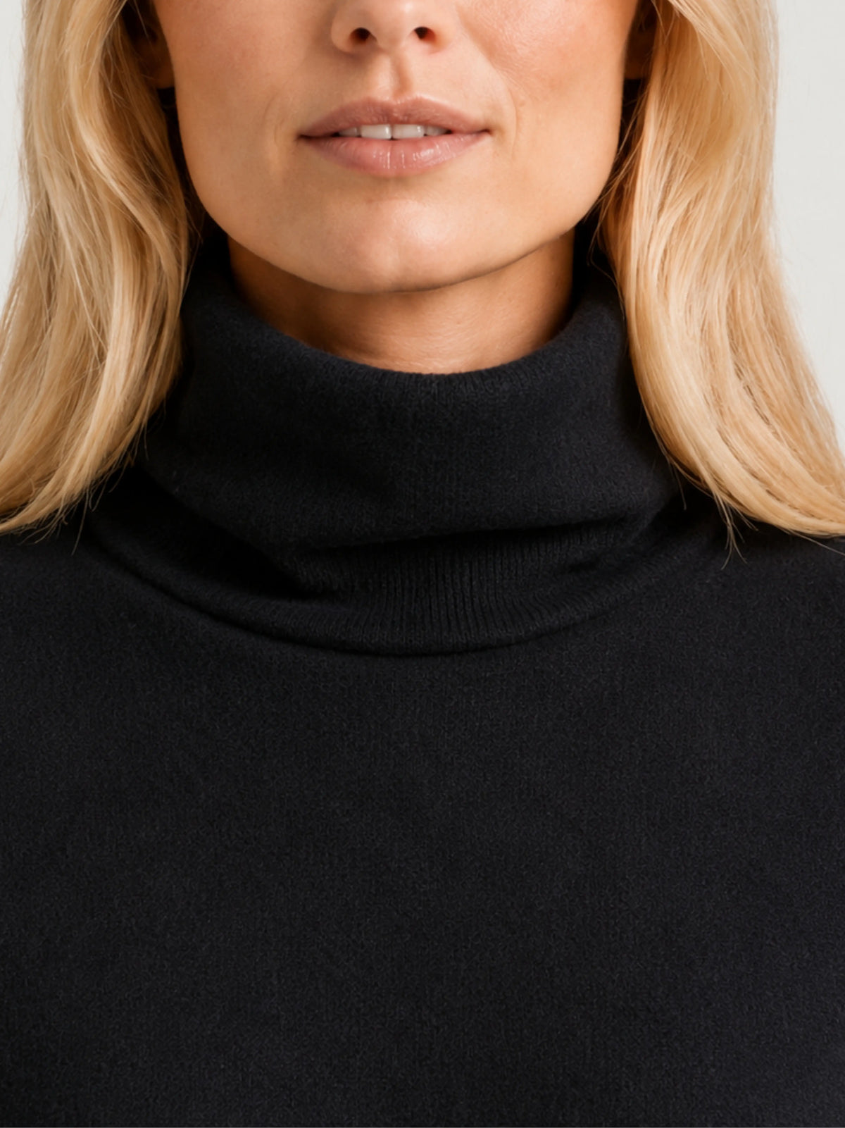 MAGLIONE KARI | LIQUIRIZIA