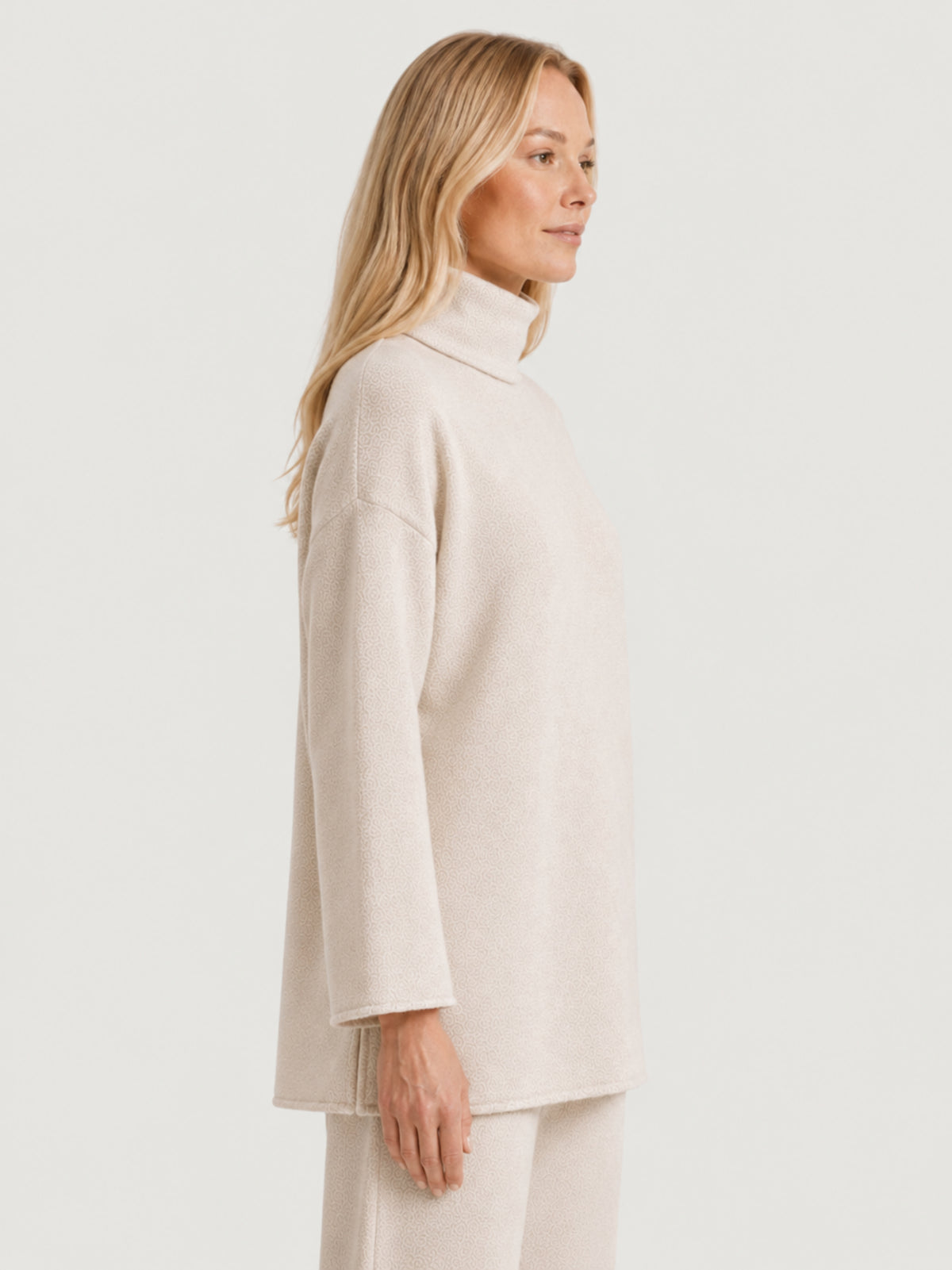 SWEATER KARI | CREAM