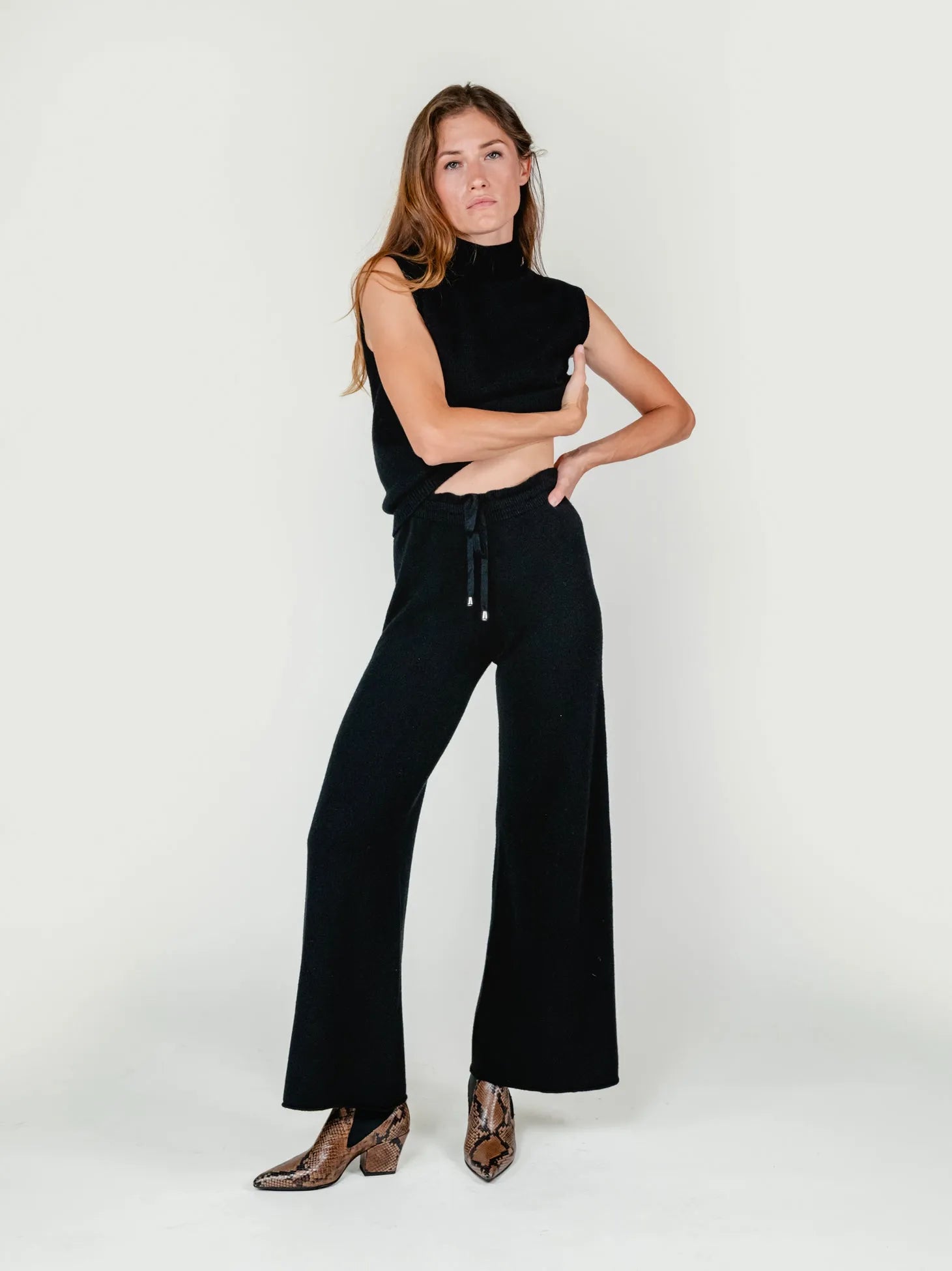NINA PANTS | LICORICE