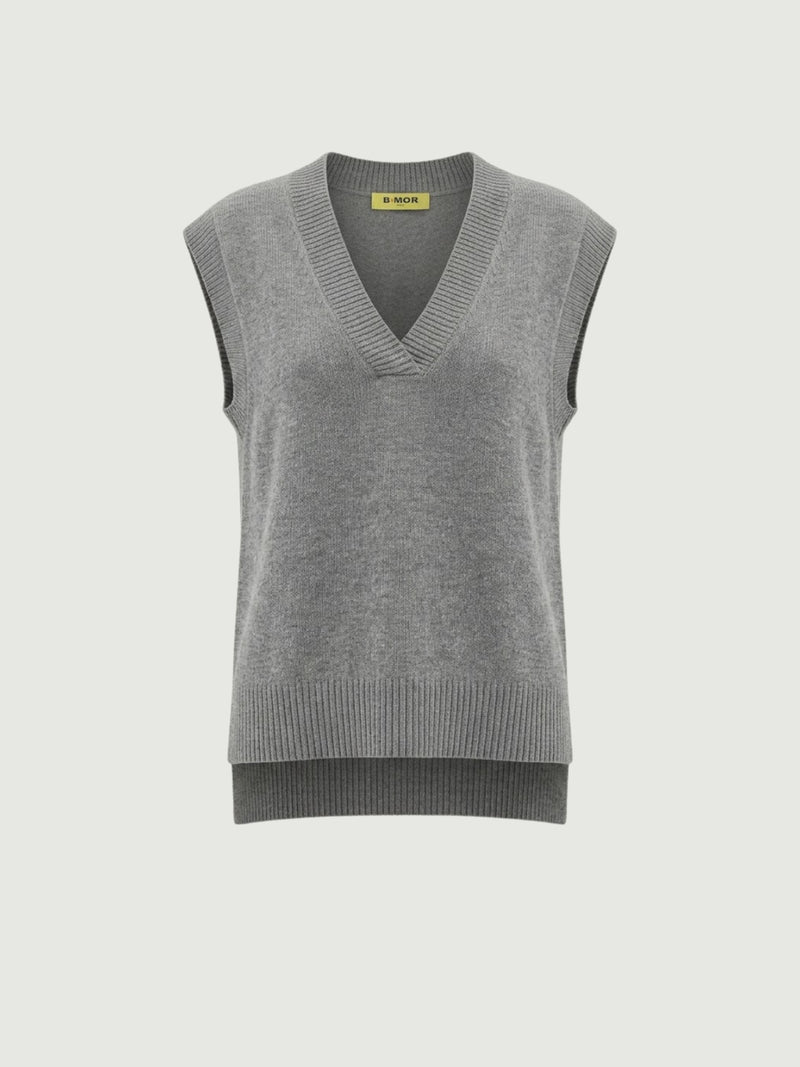 Vista frontale gilet over color carbone con scollo a V taglio asimmetrico