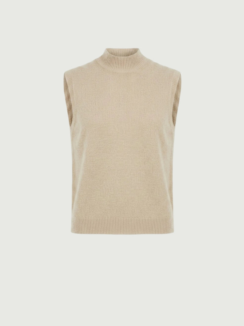 Vista frontale gilet smanicato con collo a lupetto beige