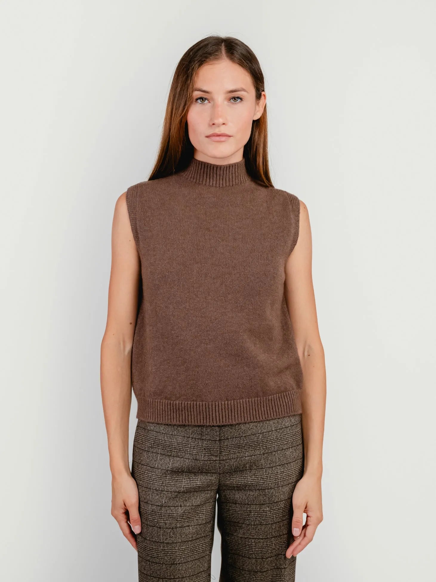 GIULS VEST | MOCHA
