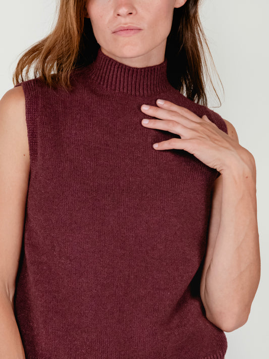 GIULS VEST | CHERRY