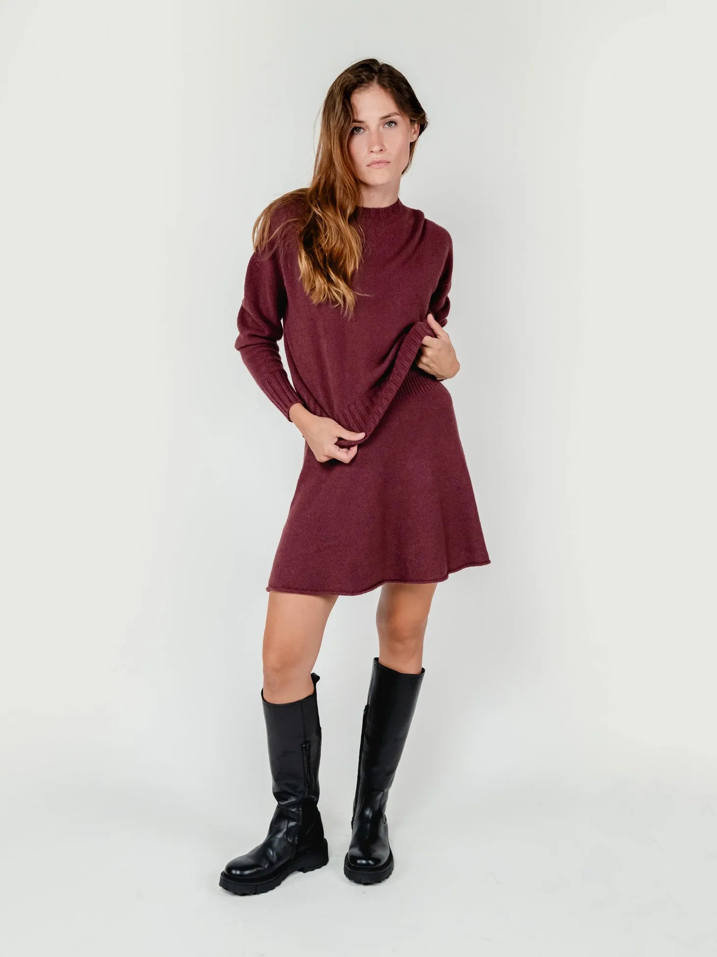 KARI MINI SKIRT | CHERRY