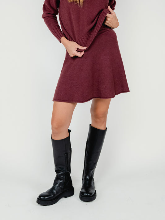 KARI MINI SKIRT | CHERRY