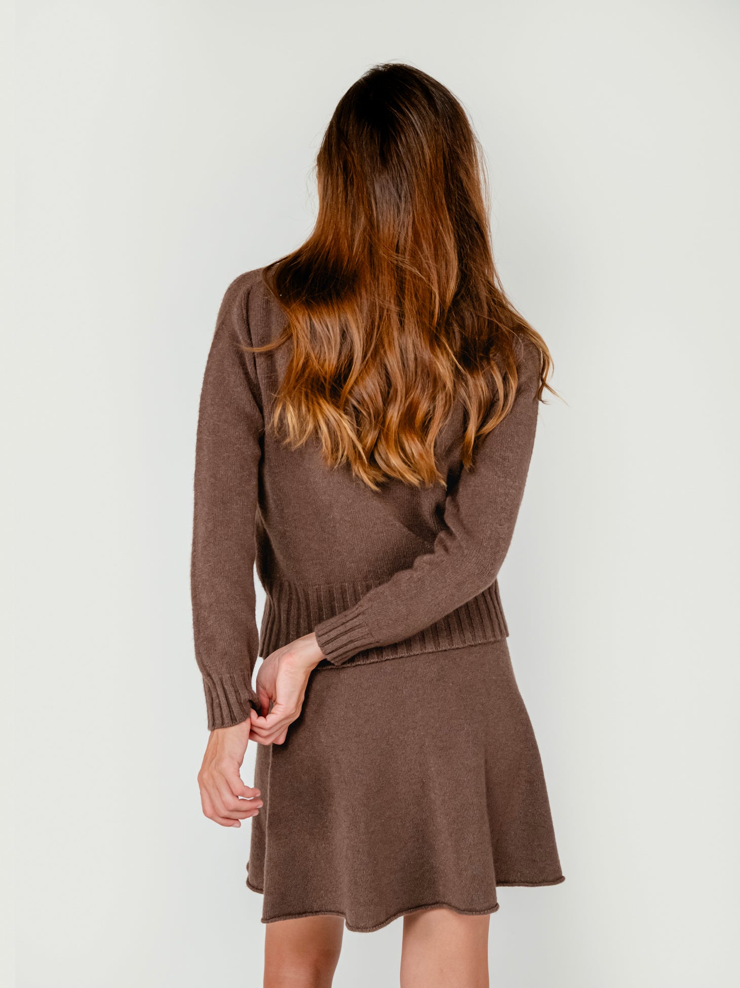 IWO TURTLENECK SWEATER | MOCHA