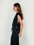 Load image into Gallery viewer, GIO VEST | LICORICE
