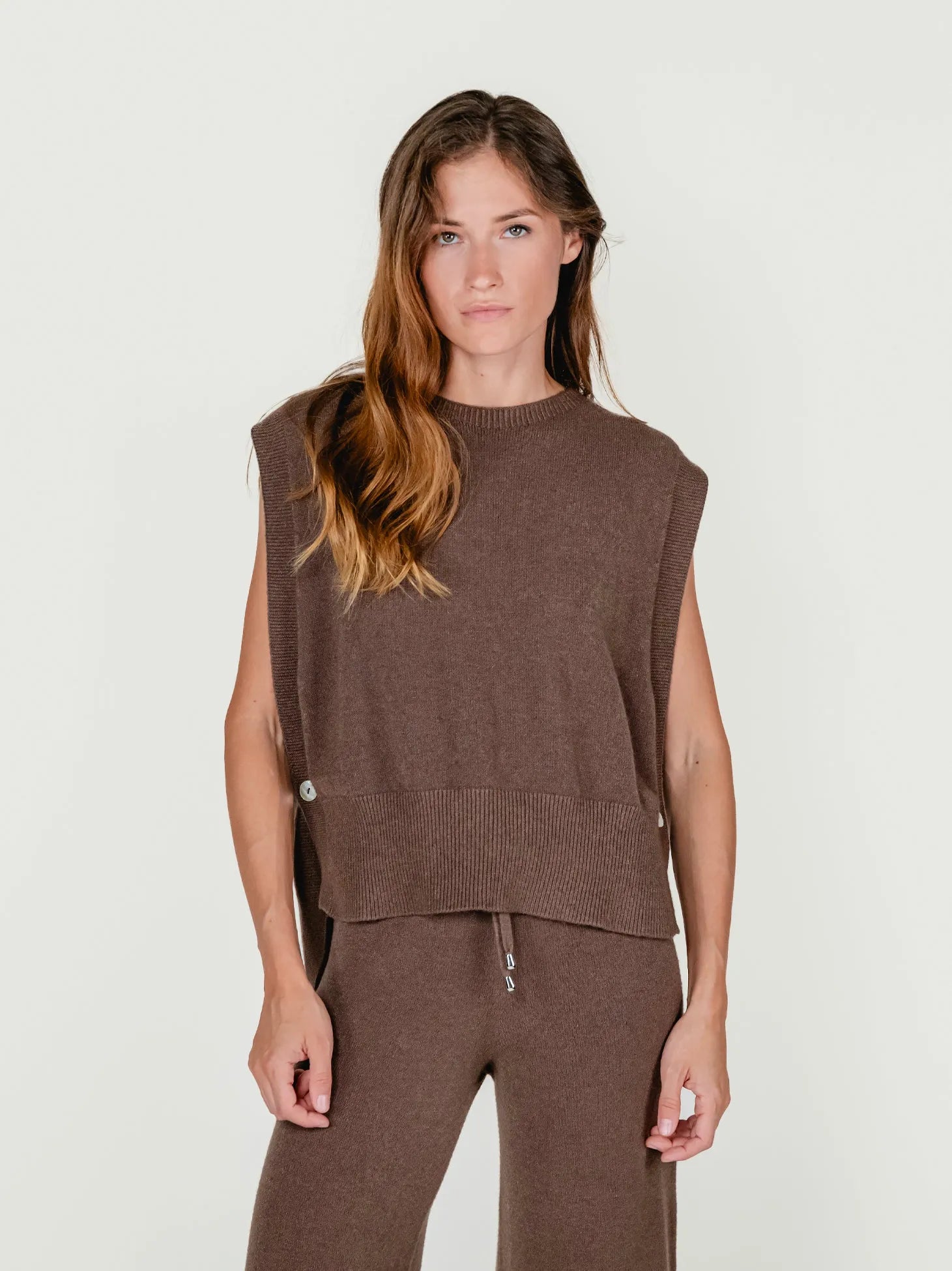 GIO VEST | MOCHA