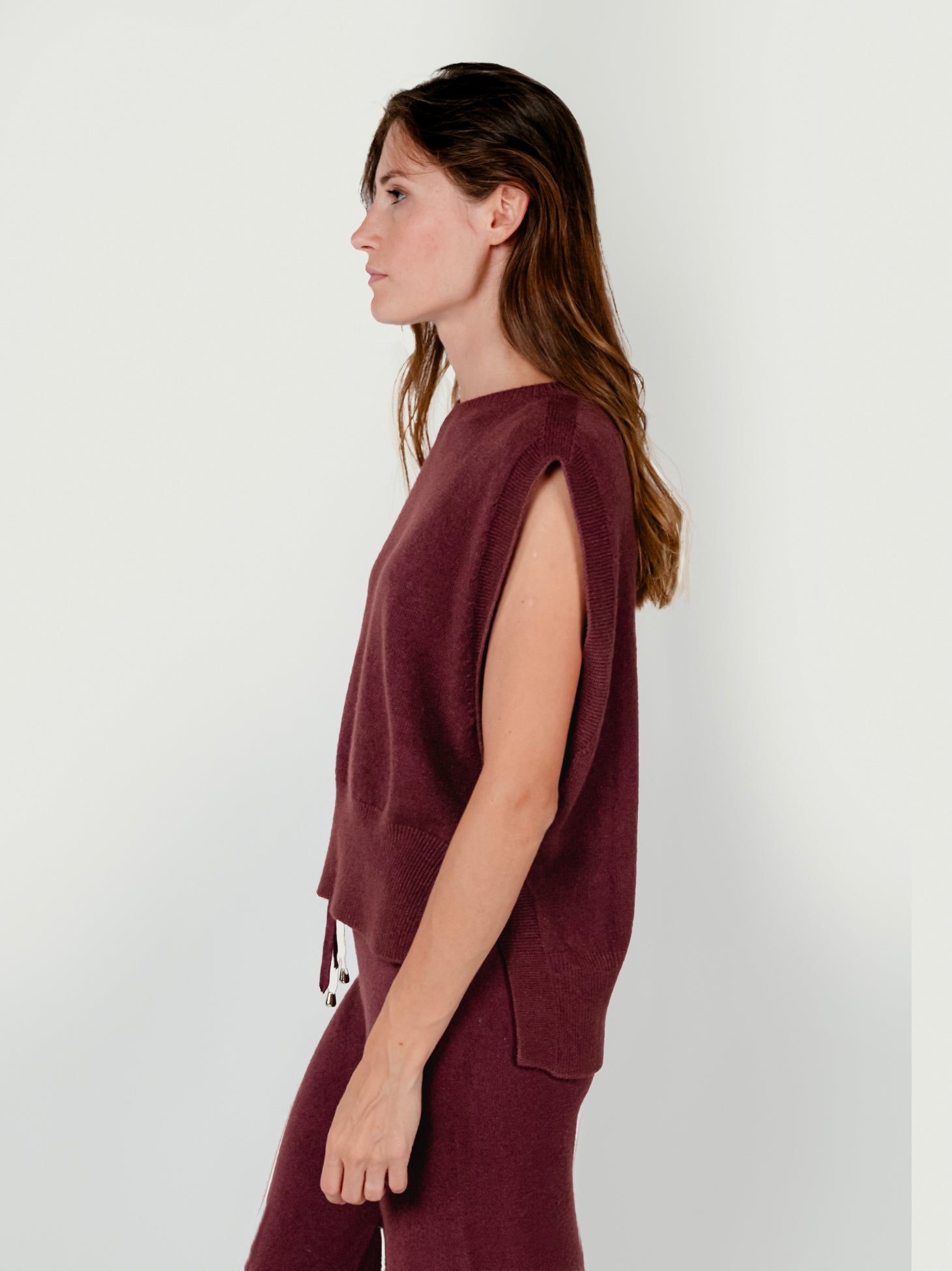 GIO VEST | CHERRY