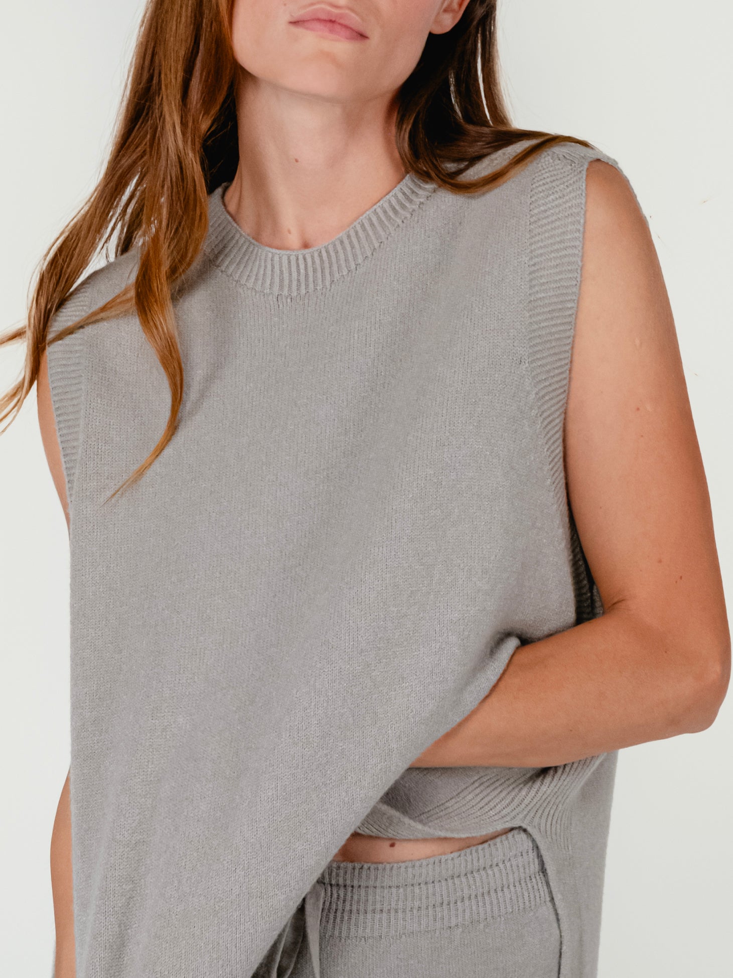 C-18 VEST| CAPPUCCINO