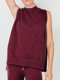 Carica l'immagine nel visualizzatore della galleria, GILET C-18  | CHERRY
