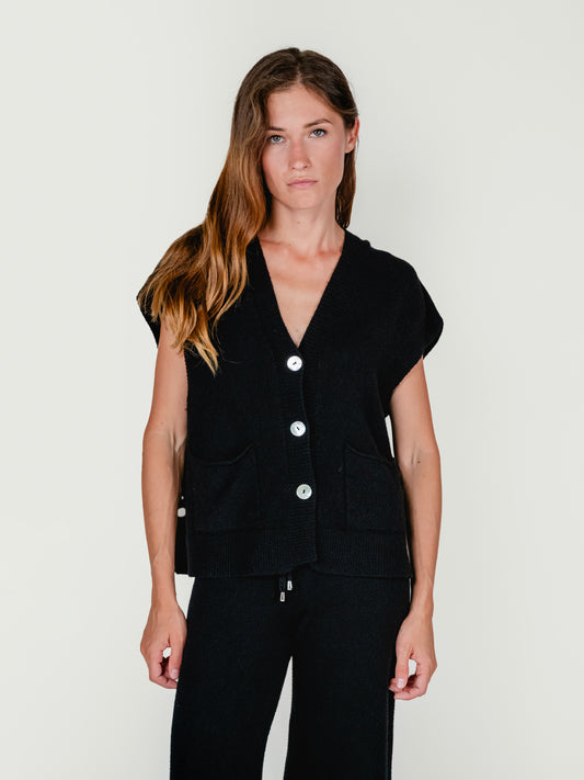 SBETS VEST | LICORICE
