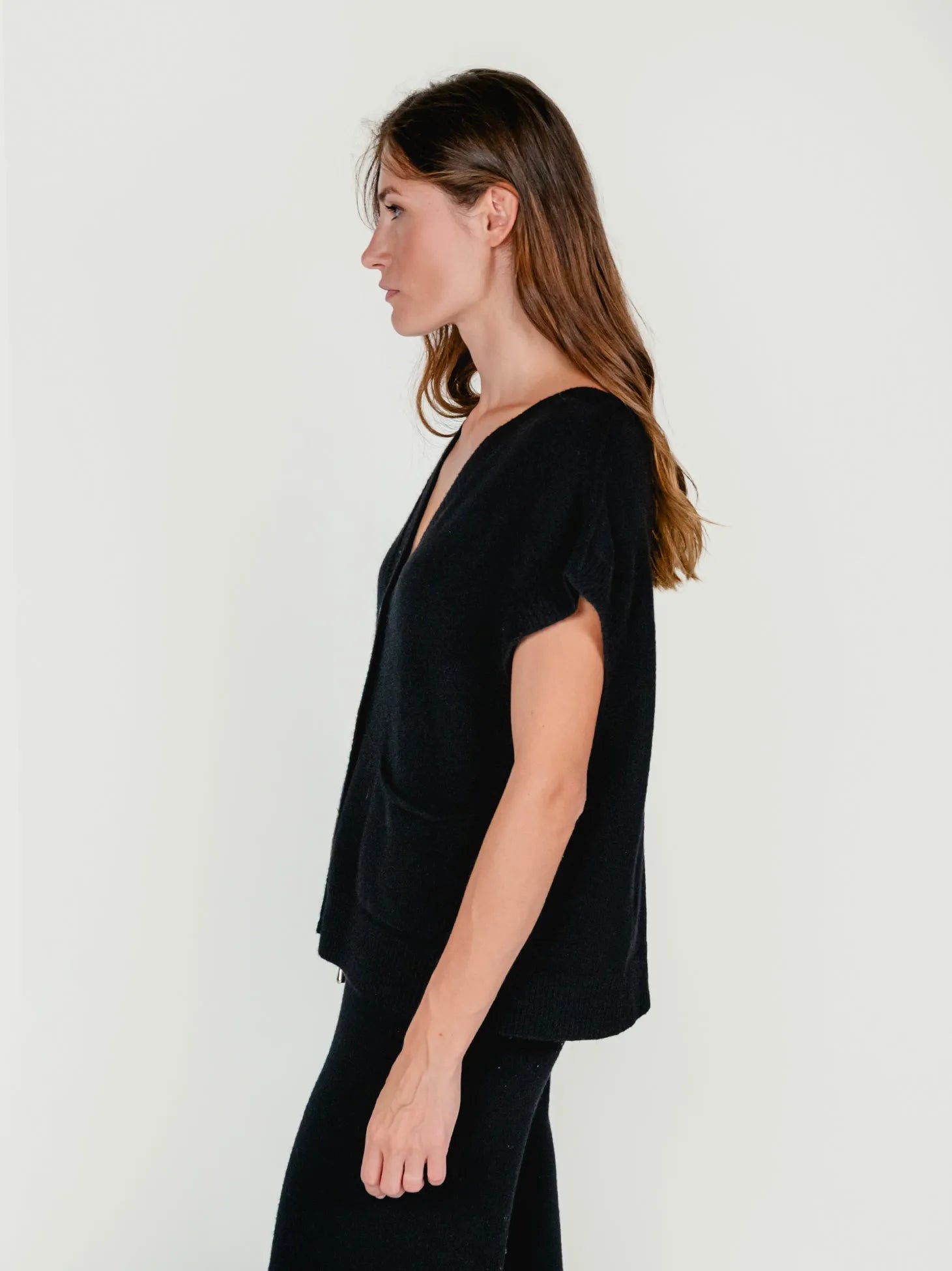 SBETS VEST | LICORICE