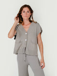 Load image into Gallery viewer, SBETS VEST | CAPPUCCINO
