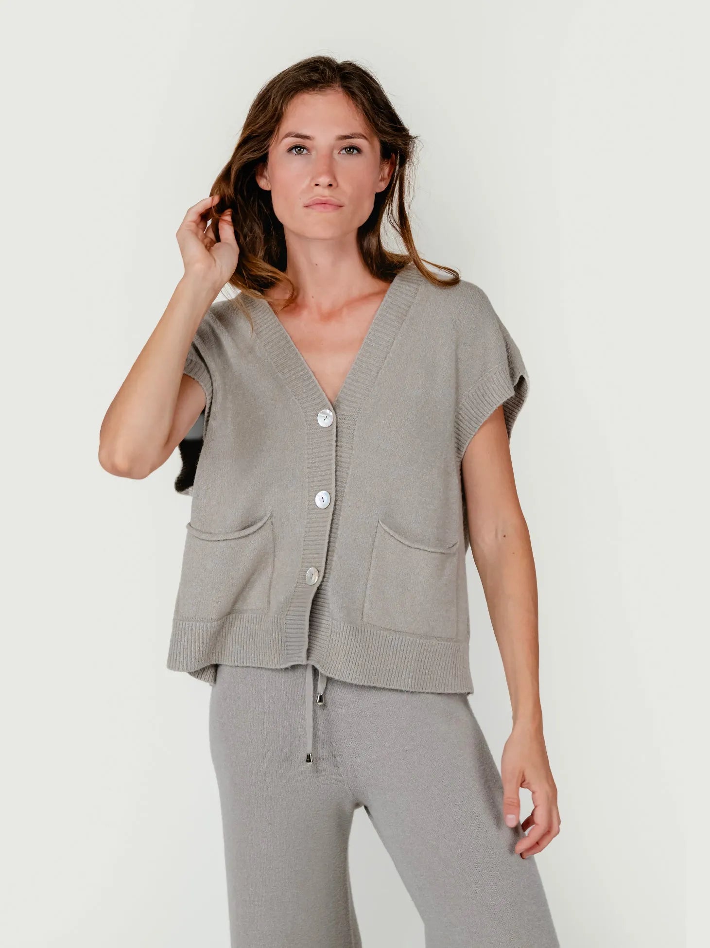 SBETS VEST | CAPPUCCINO