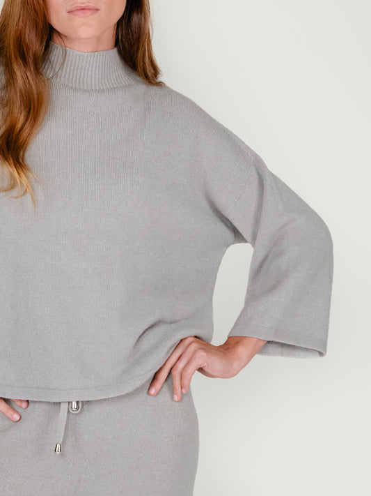 MORRY MOCK NECK SWEATER | CAPPUCCINO
