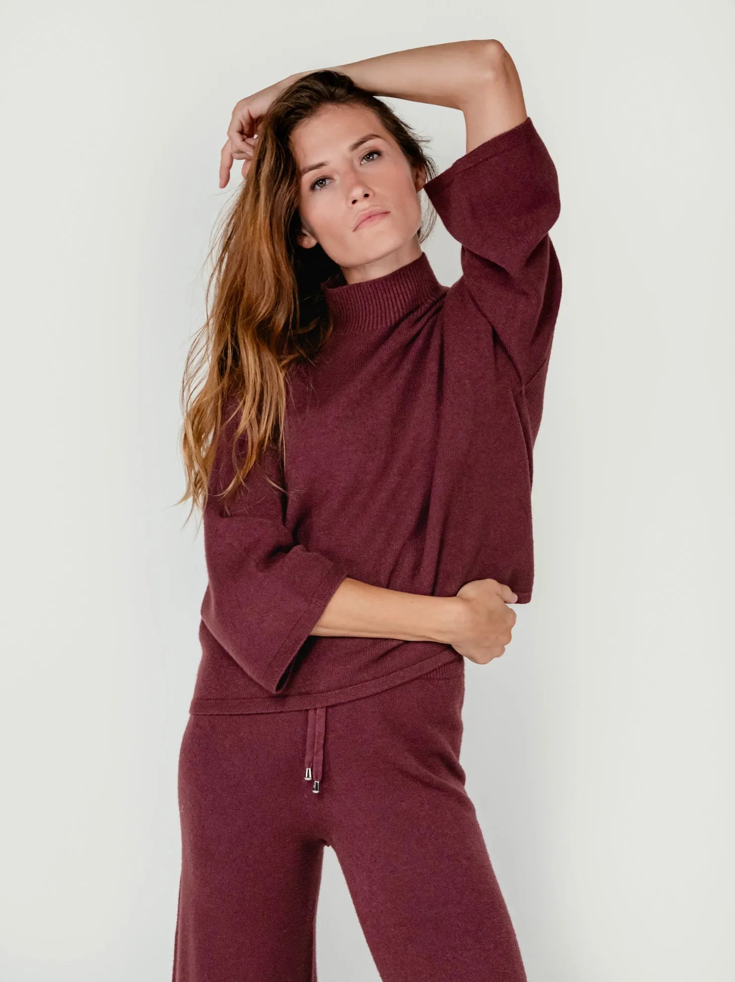 MORRY MOCK NECK SWEATER | CHERRY