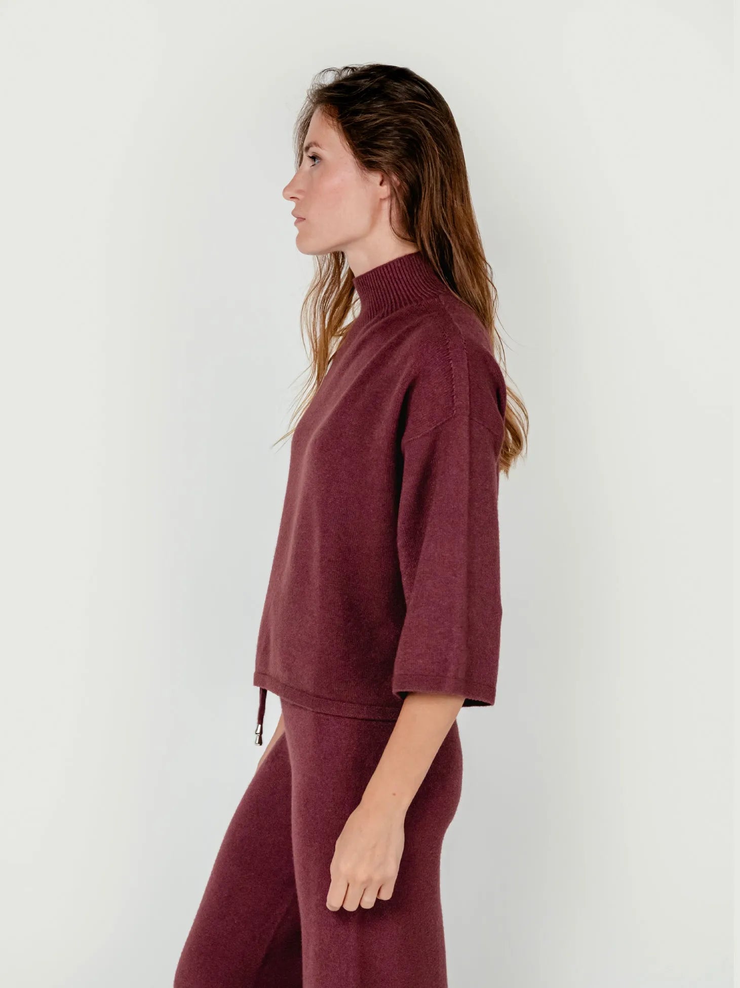 MORRY MOCK NECK SWEATER | CHERRY