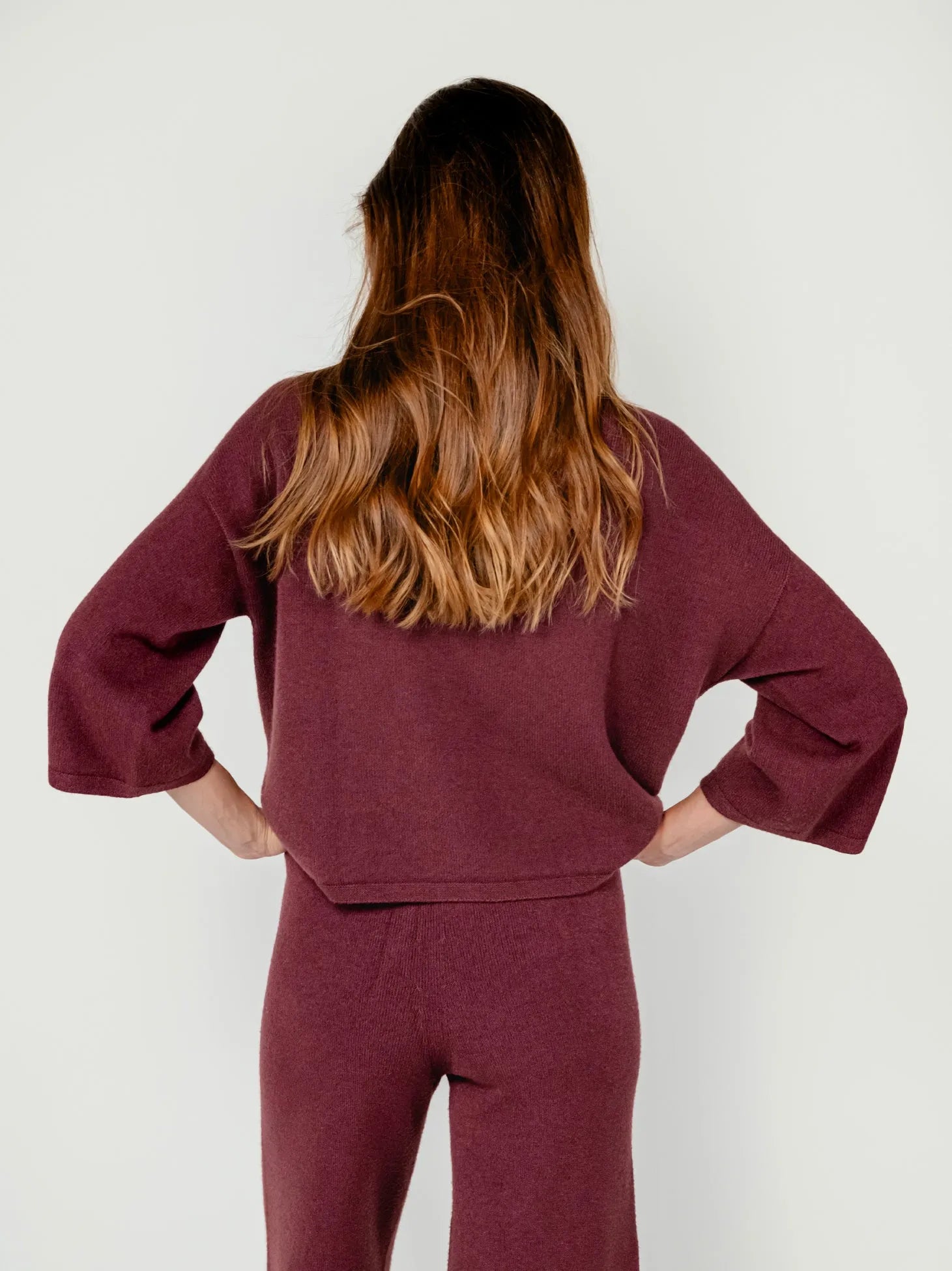 MORRY MOCK NECK SWEATER | CHERRY