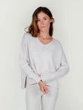 Carica l'immagine nel visualizzatore della galleria, MAGLIA LUISA | CREAM
