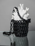 Carica l'immagine nel visualizzatore della galleria, JAR | TOTAL BLACK
