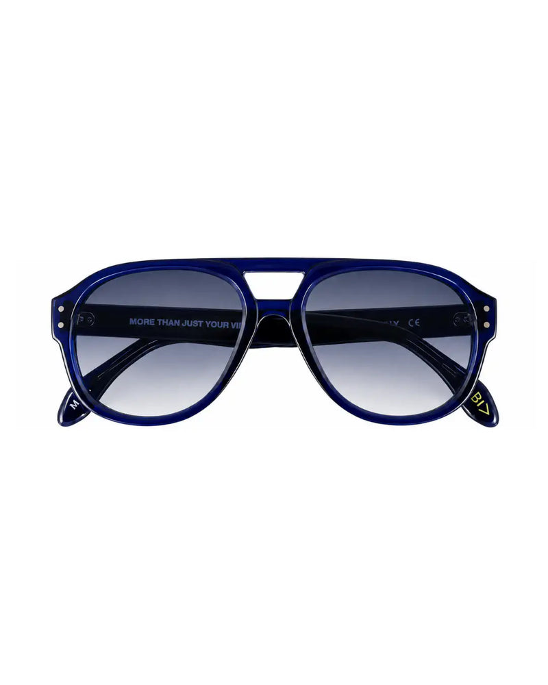 vista frontale occhiale da sole aviator arrotondato doppio ponte chiuso, montatura in acetato blu lucido, lenti blu sfumate