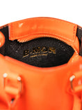 Carica l'immagine nel visualizzatore della galleria, BABY | PATENT ORANGE
