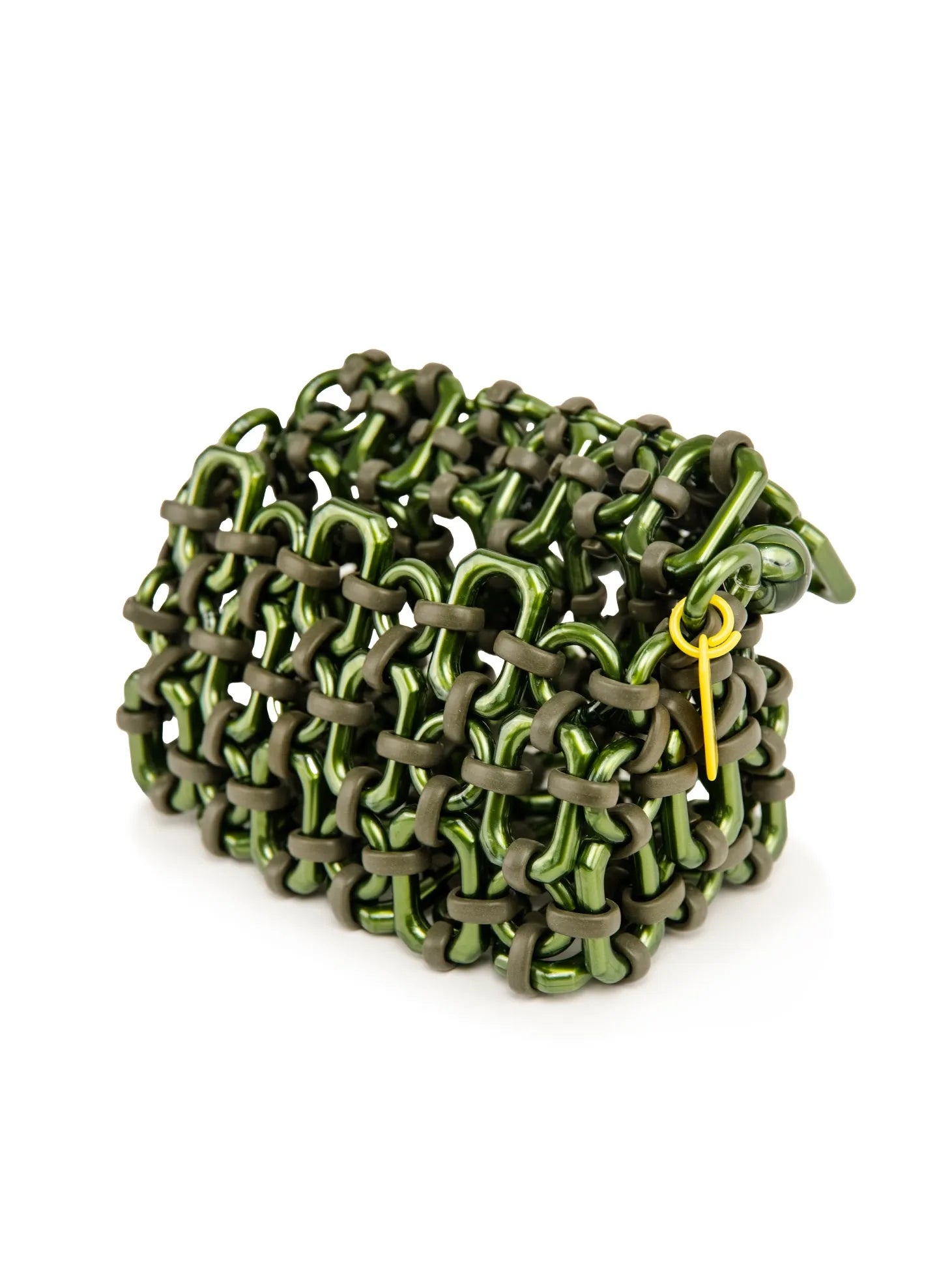 borsa a mano in resina verde metallizzato aperta