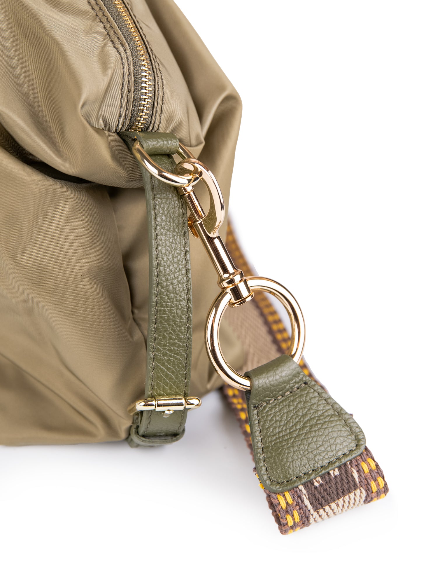 CARRY | MILITARY GREEN