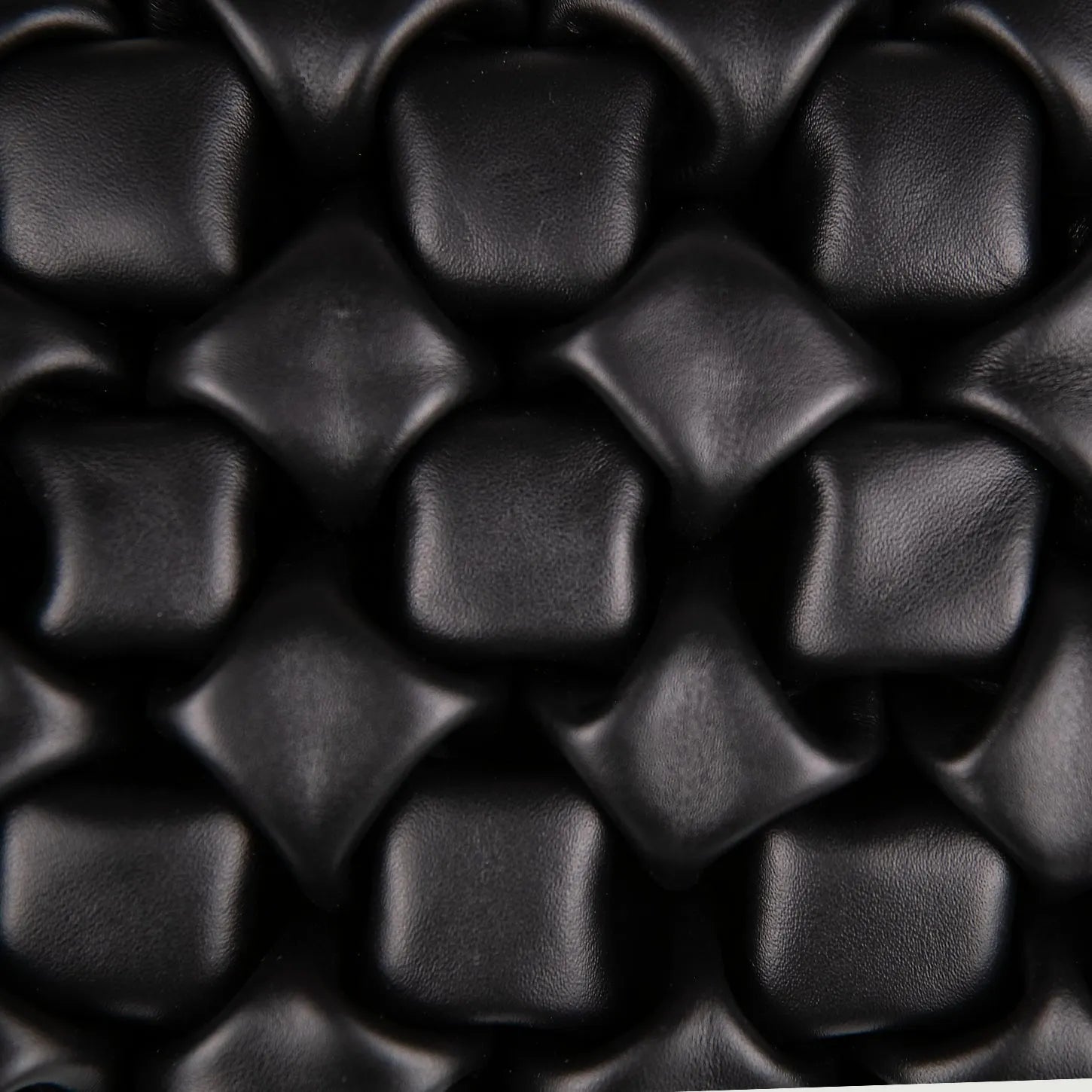 CURLY | TOTAL BLACK