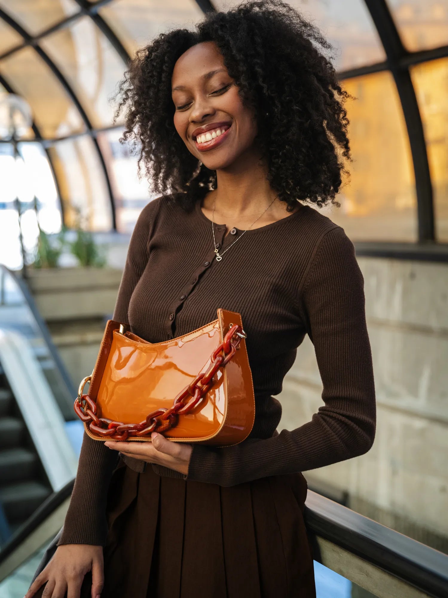 GLAMMY | CINNAMON BROWN