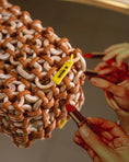 Carica l'immagine nel visualizzatore della galleria, SHELL | CARAMEL TOFFEE
