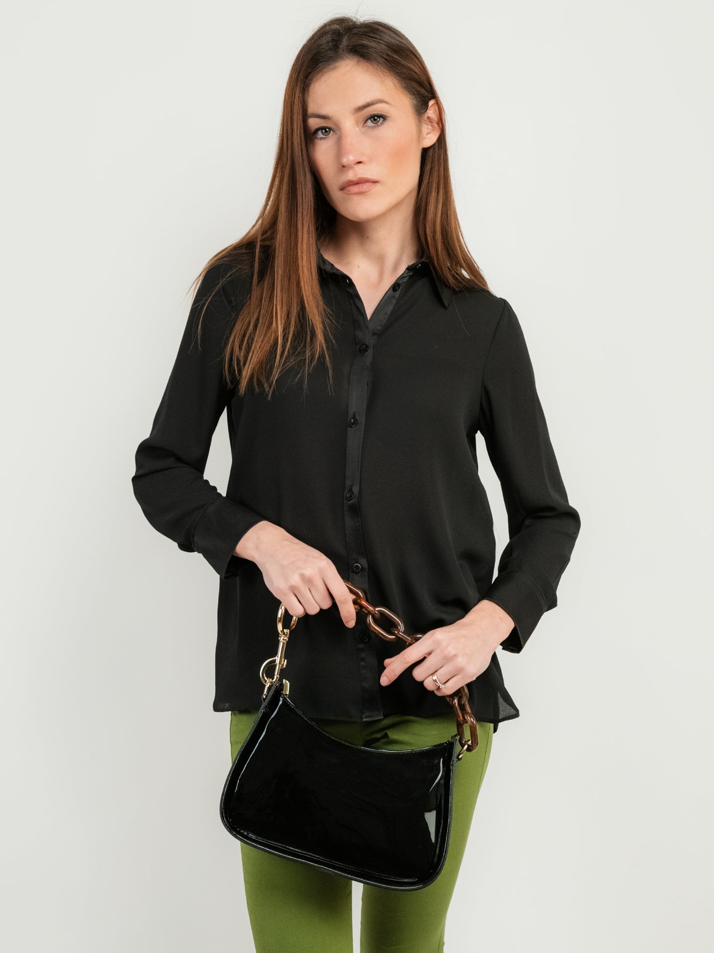 GLAMMY | TOTAL BLACK