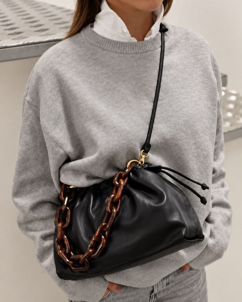 BIG B | TOTAL BLACK