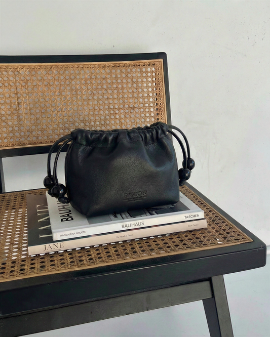 BON BON | TOTAL BLACK