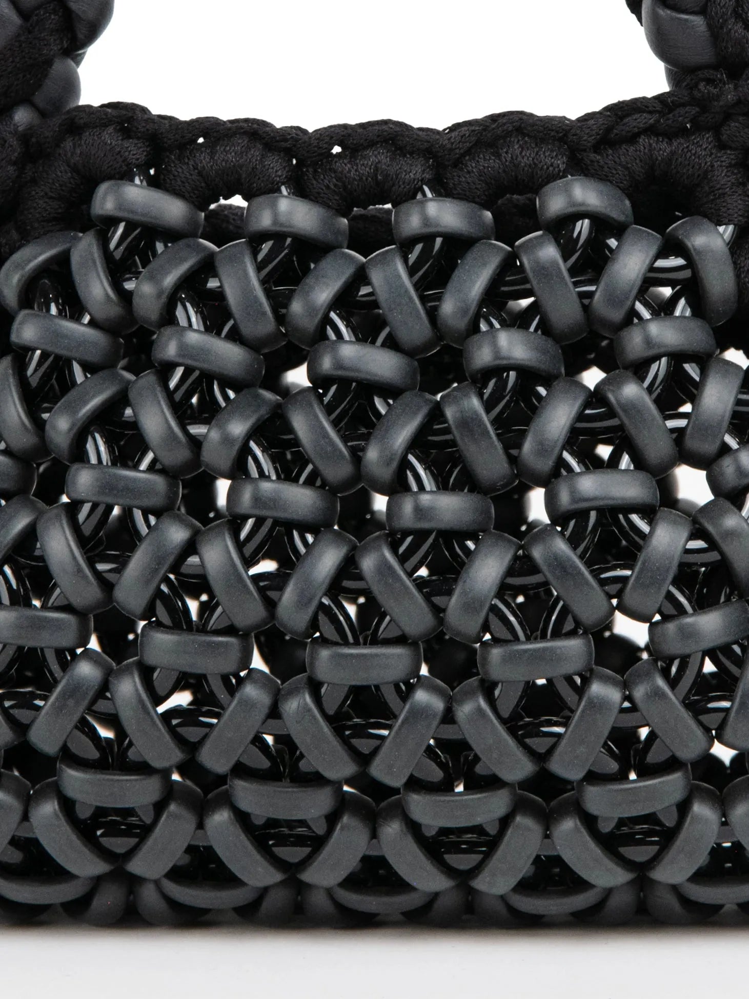 CRUSH | TOTAL BLACK