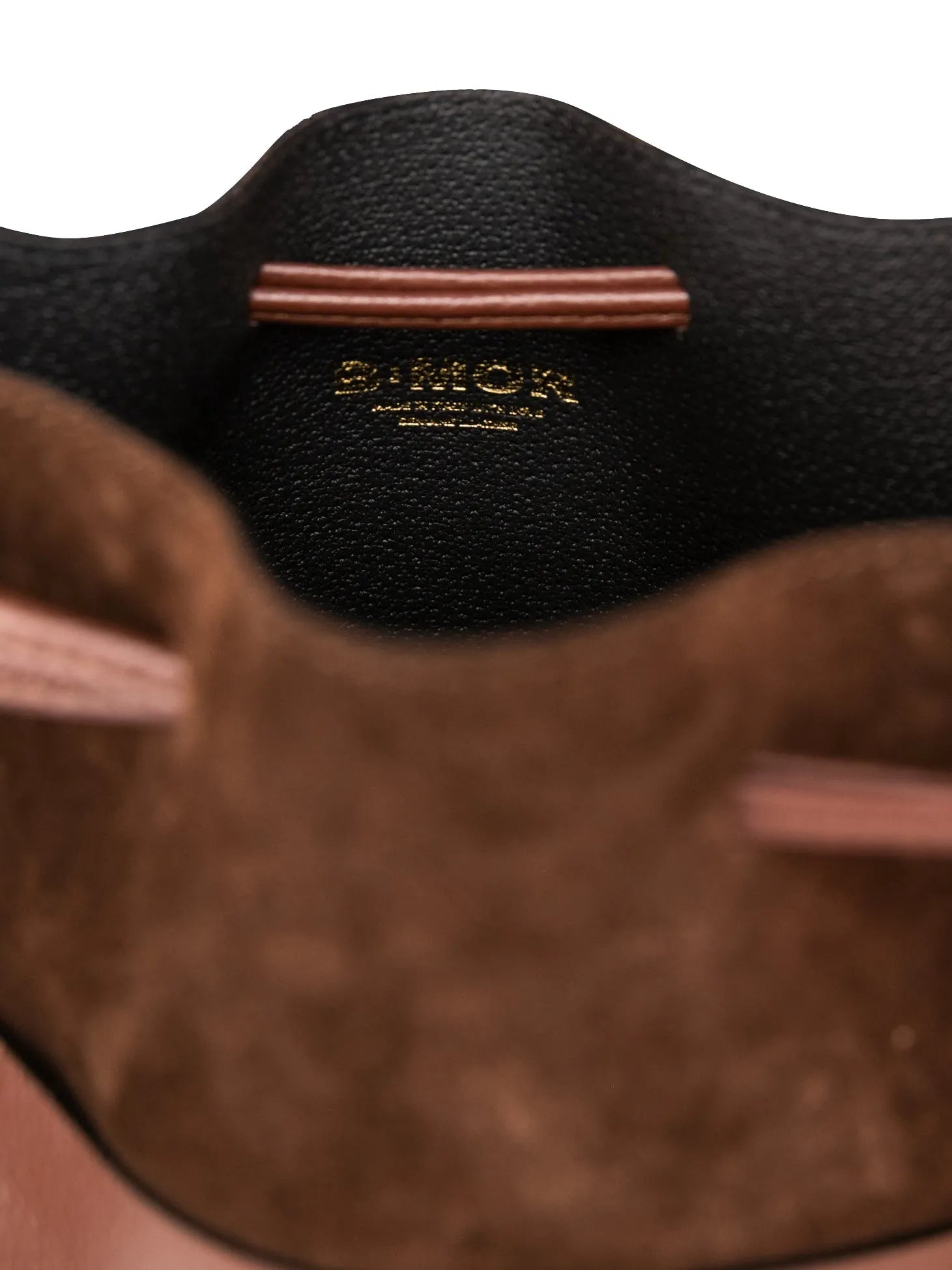 POCAHONTAS | DARK CHOCOLATE