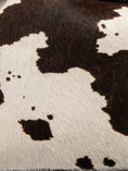 Carica l'immagine nel visualizzatore della galleria, POCAHONTAS | COW BROWN
