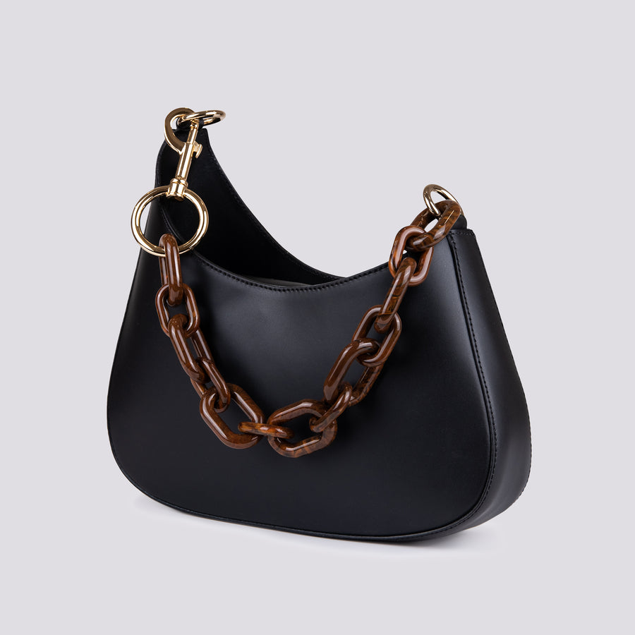 CURVY | Total Black